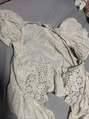 American Age White Eyelet Lace Peasant Blouse